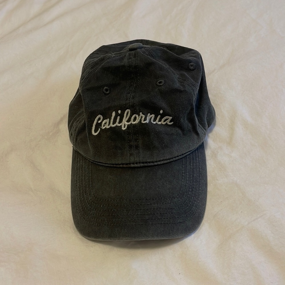 Brandy Melville California Hat